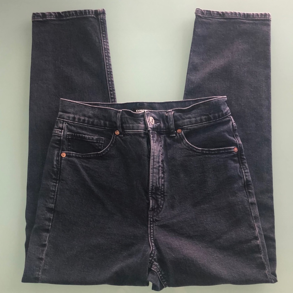 Express Mom Jean